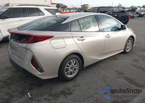 2017 Toyota Prius Prime Advanced из США, поврежденный, VIN JTDKARFP6H3044058